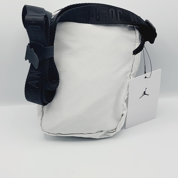 Jordan Bags Jordan Airborne Festival Bag Crossbody White Jumpman